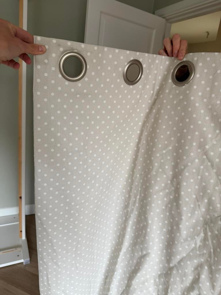 Verduisterende gordijnen - beige met witte dots, 200 cm of meer, Beige, Kinderkamer, dots, stippen, landelijk, Ophalen of Verzenden