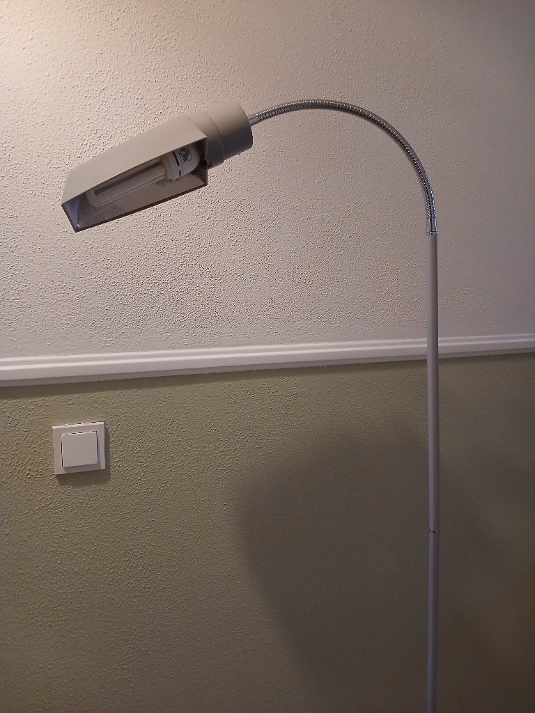 Staander UV lamp vogelkooi, Ophalen of Verzenden, Gebruikt, Kooi-accessoires