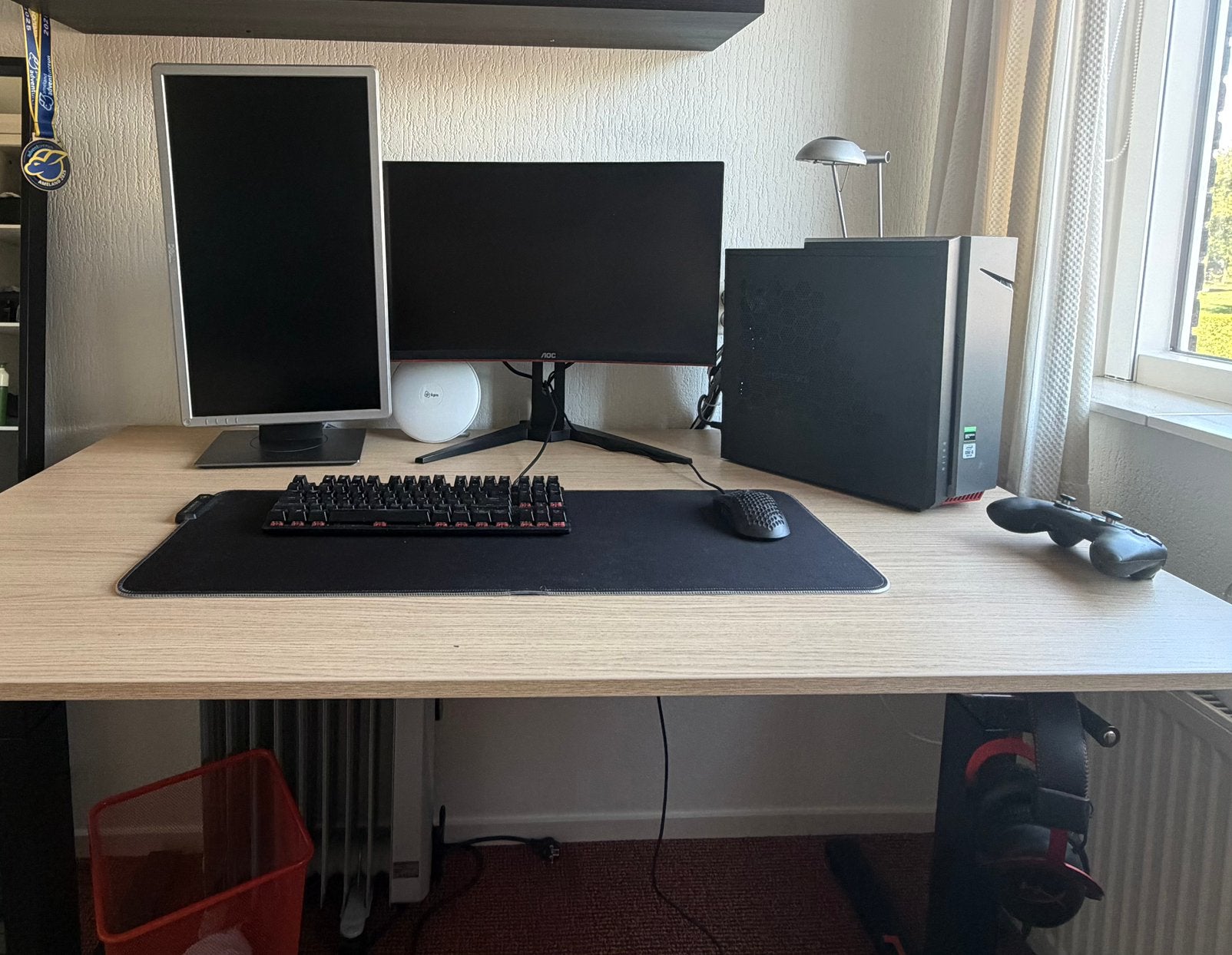 Game pc met monitoren en gamingproducten, Spelcomputers en Games, Games | Pc, 1 speler, Ophalen, Gebruikt, Overige genres