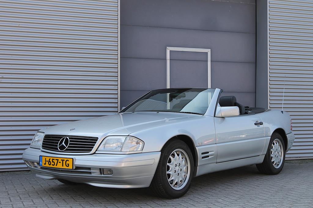 Mercedes-Benz SL-Klasse Cabrio 280 Aut. I Hardtop I 54000 km, Auto's, Automaat, Achterwielaandrijving, Cabriolet, Bedrijf