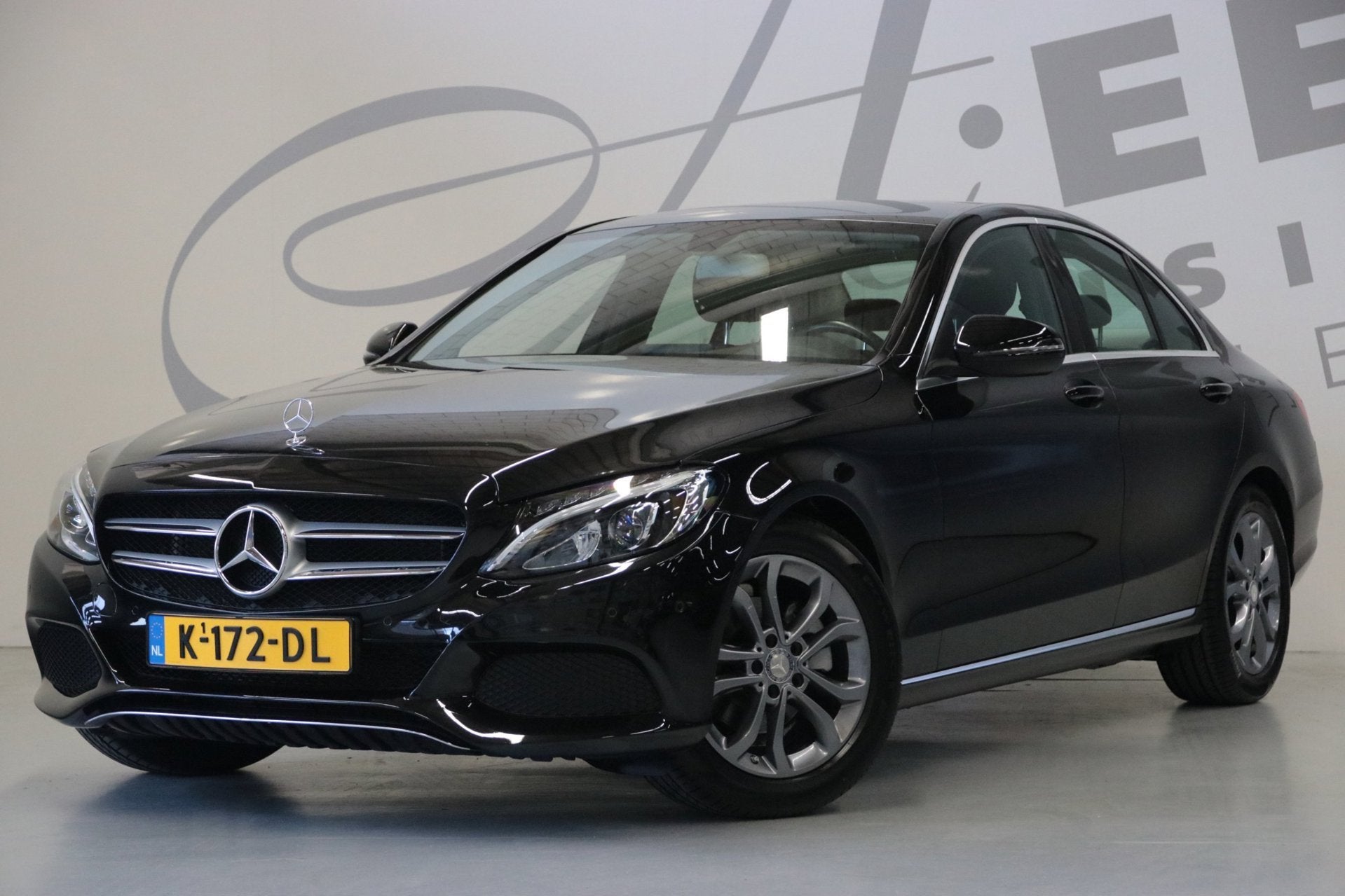 Mercedes-Benz C-klasse 180 AVANTGARDE/ Stoelverwarming, Automaat, Zwart, 1595 cc, Bedrijf