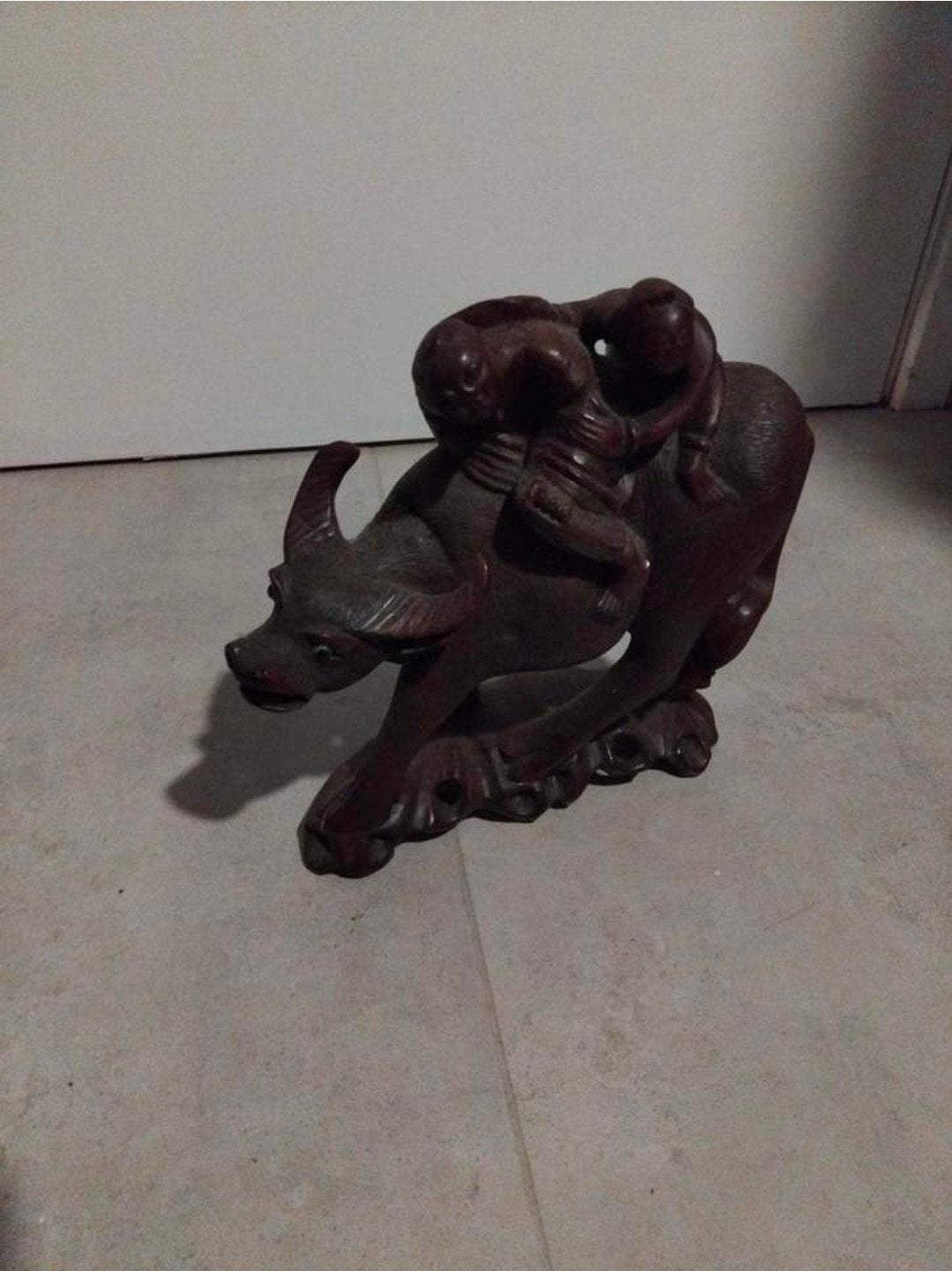 houten beeldhouwwerk is een Okimono, een Japans decoratief b, Ophalen of Verzenden