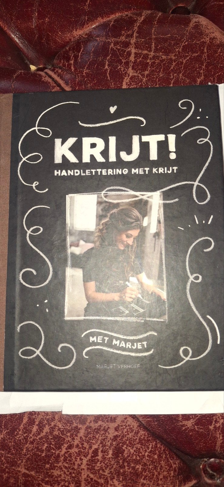 Krijt! Handlettering met Krijt - Marjet Verhoeff, Ophalen of Verzenden, Zo goed als nieuw, Tekenen en Schilderen, Marjet Verhoeff