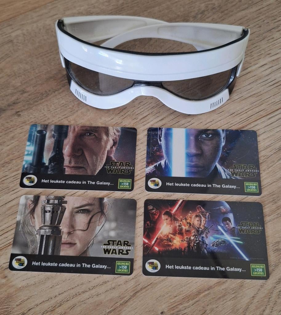Star Wars The Force Awakens OFFICIAL 3D bril en biospasjes, Ophalen of Verzenden, Zo goed als nieuw, Actiefiguurtje