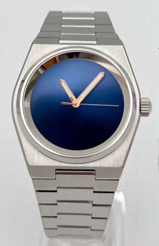 Automatisch horloge custom

Uniek, custom made aut, Overige merken, Staal, Staal, Polshorloge