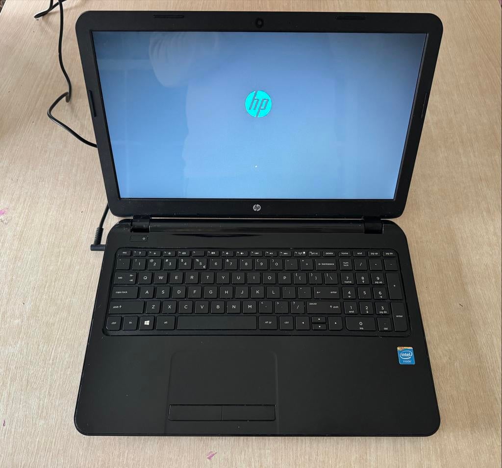 HP Laptop met nieuwe accu en oplader, Ssd, Win 11., Gebruikt, Met videokaart, 2 tot 3 Ghz, Ophalen of Verzenden