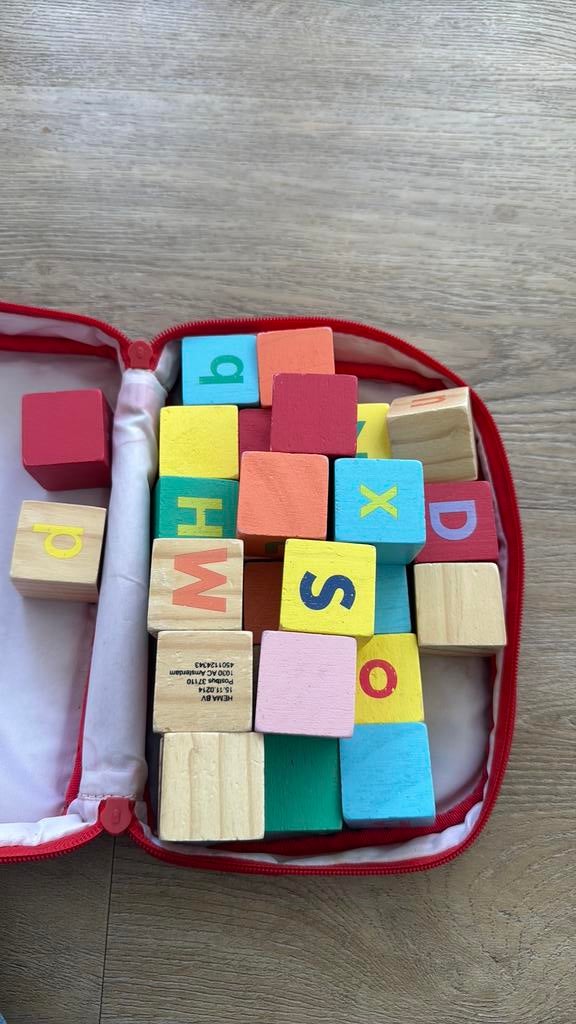 Houten stapelblokken alfabet, Kinderen en Baby's, Speelgoed | Houten speelgoed, Ophalen of Verzenden, Gebruikt