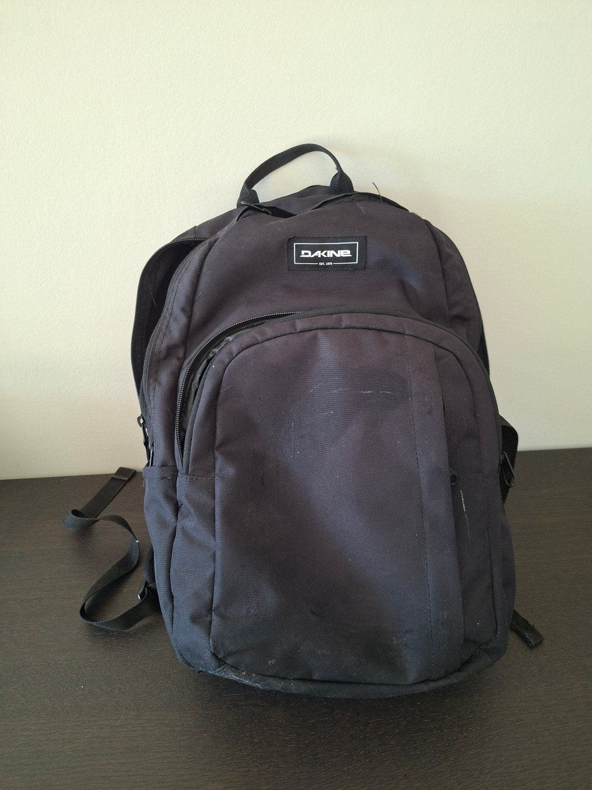 Dakine Rugzak Zwart - Gebruikt maar in goede staat, Gebruikt, 25 tot 40 cm, Ophalen of Verzenden, Overige merken