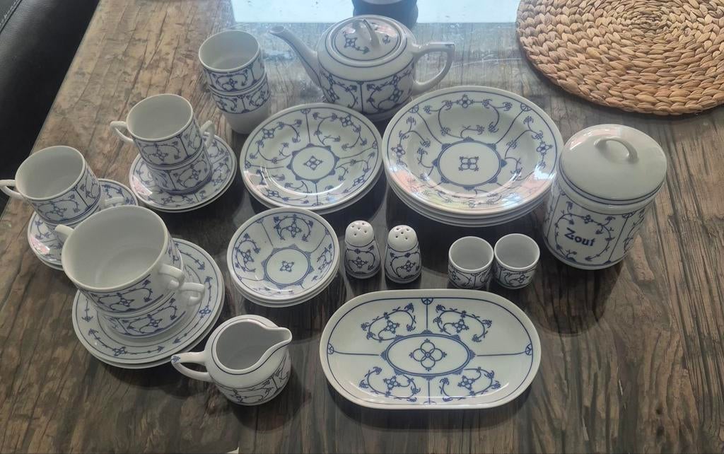 Jäger Servies Blau Saksisch - Compleet voor de Verzamelaar, Ophalen, Zo goed als nieuw, Overige stijlen, Porselein
