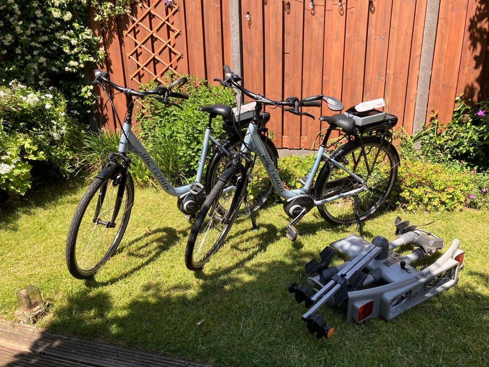 2 x Victoria E-Trekking 5.7 SEC E-bike met Bosch Active Line, Overige merken, Ophalen of Verzenden, Zo goed als nieuw, Minder dan 47 cm