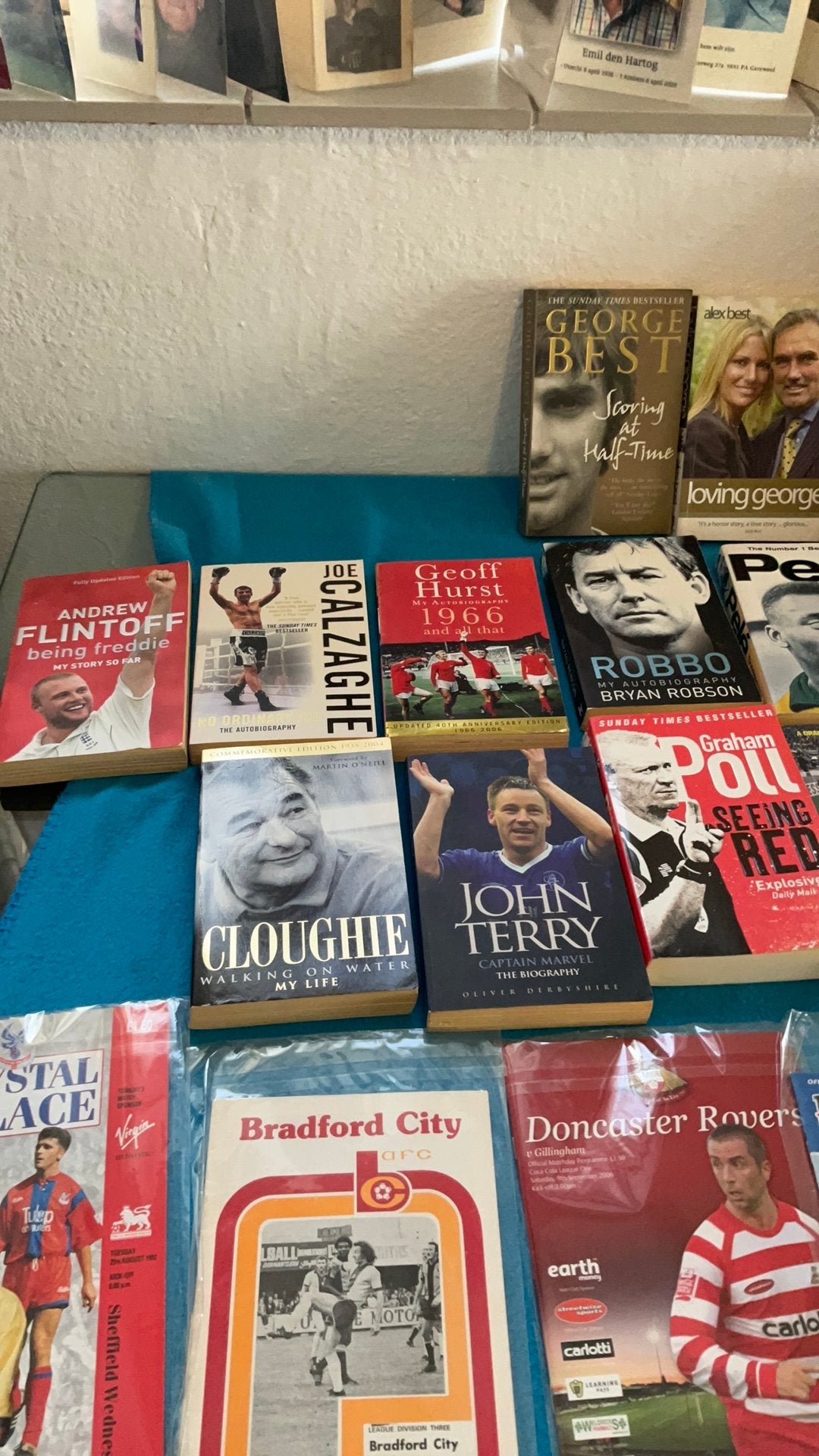 Nice lot of sports books and programs, Ophalen of Verzenden, Zo goed als nieuw