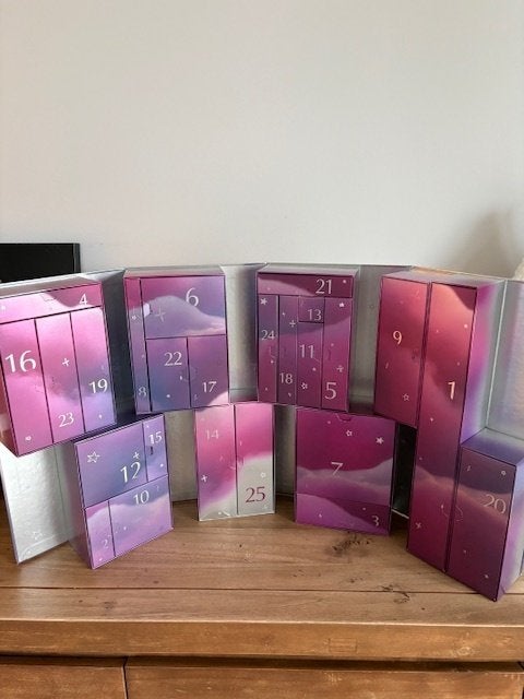 Adventskalender De Bijenkorf, Ophalen of Verzenden, Zo goed als nieuw