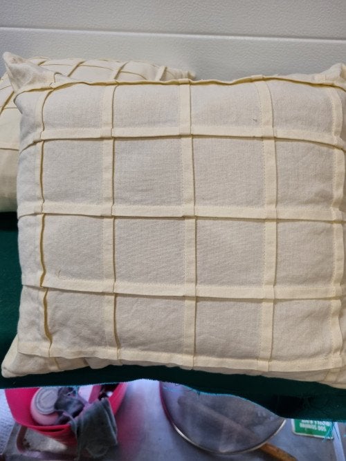 sierkussens creme geblokt drie stuks, Ophalen of Verzenden, 'T Olde Gre-j, Info@toldegrej.nl, Endepoelstraat 20f Didam