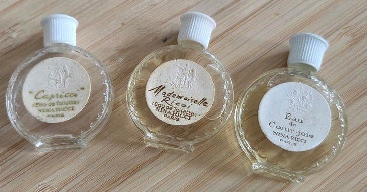 3 zeldzame oude flesjes van Nina Ricci, Ophalen of Verzenden, Zo goed als nieuw, Miniatuur, Gevuld
