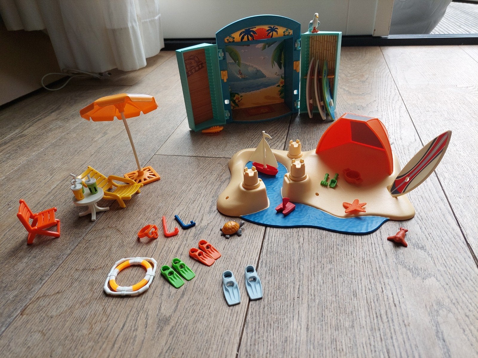 Playmobil Strandset met Surfshop en accessoires, Gebruikt, Complete set, Overige typen, Ophalen of Verzenden