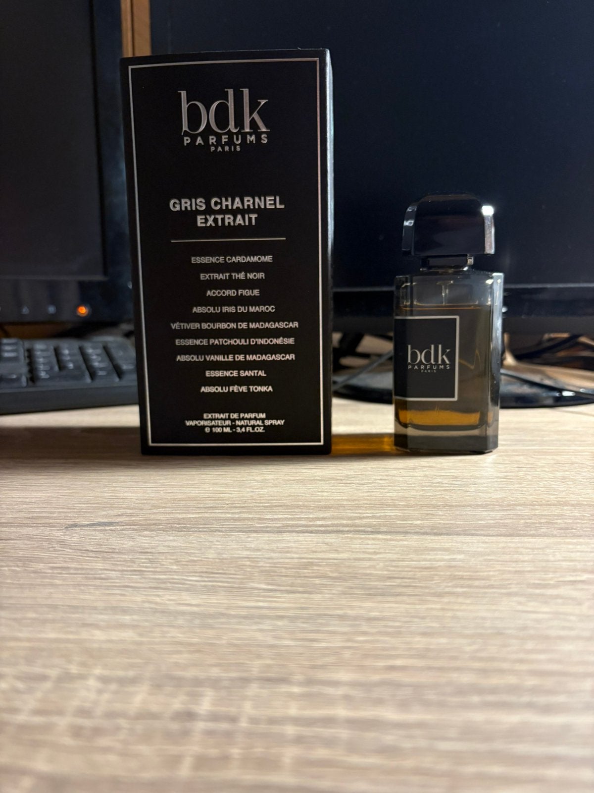 BDK Gris Charnel Extrait, Sieraden, Tassen en Uiterlijk, Uiterlijk | Parfum, Ophalen of Verzenden, Zo goed als nieuw