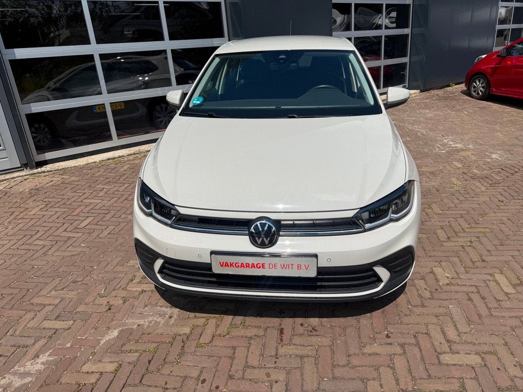 Volkswagen Polo 1.0 MPI Polo Life |CarPlay | PDC V+A | All-i, Auto's, Volkswagen, Voorwielaandrijving, Stof, Gebruikt, Zwart