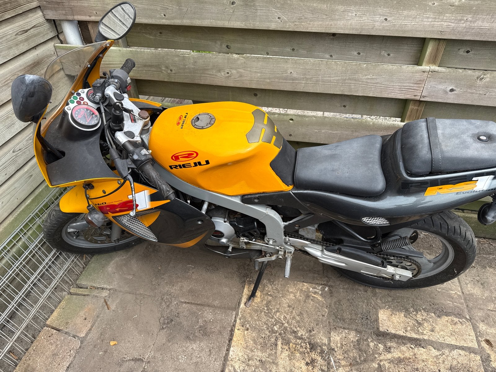 Rieju brommer - Opknapper met motorproblemen, Ophalen, Gebruikt, Maximaal 45 km/u