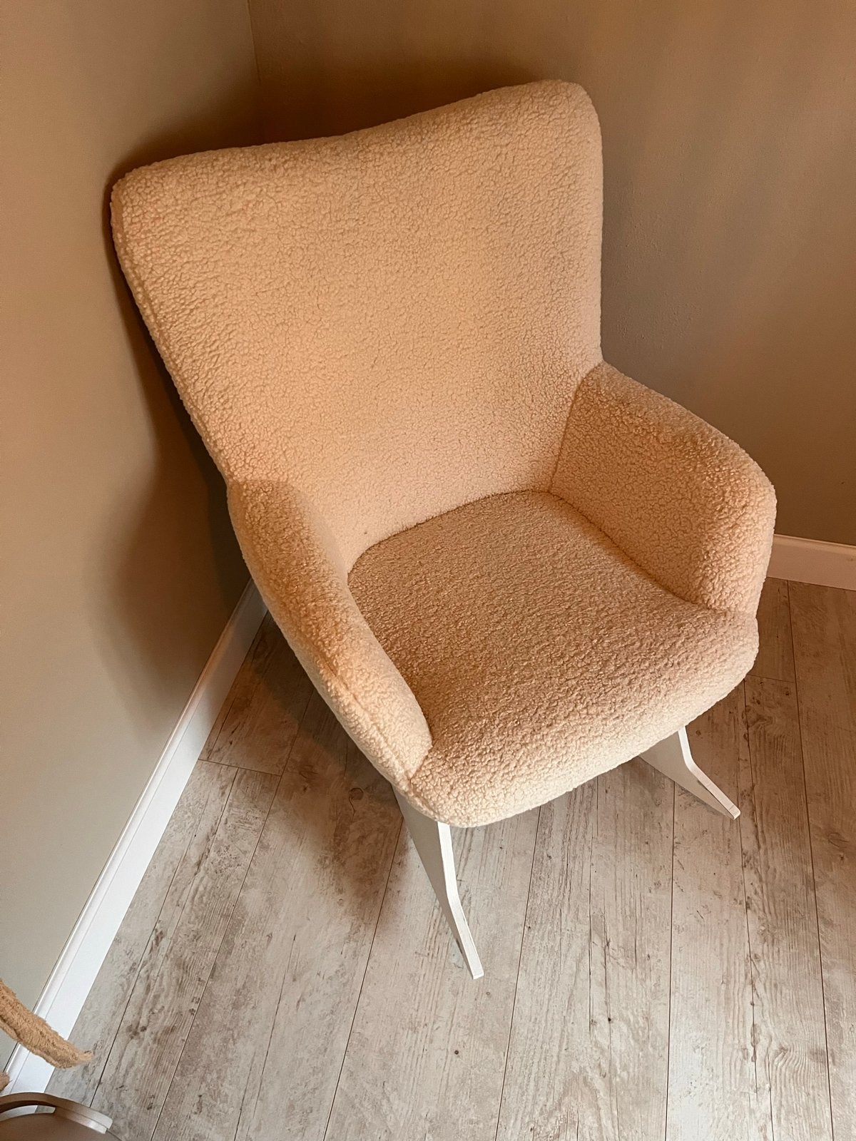Zelfgemaakte wiegstoel, ideaal voor borstvoeding/babykamer, Ophalen, Gebruikt, Overige kleuren, Eén