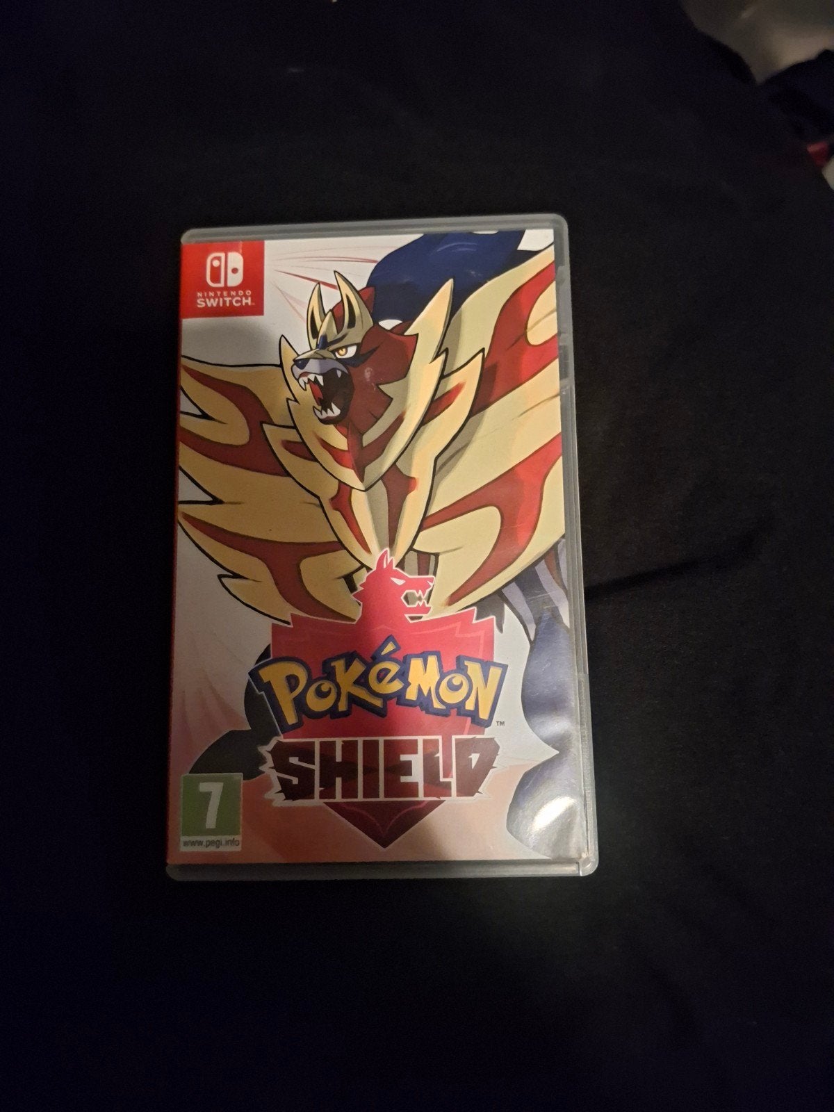 Pokémon shield, Spelcomputers en Games, Games | Nintendo Switch, Avontuur en Actie, Verzenden, 1 speler, Zo goed als nieuw