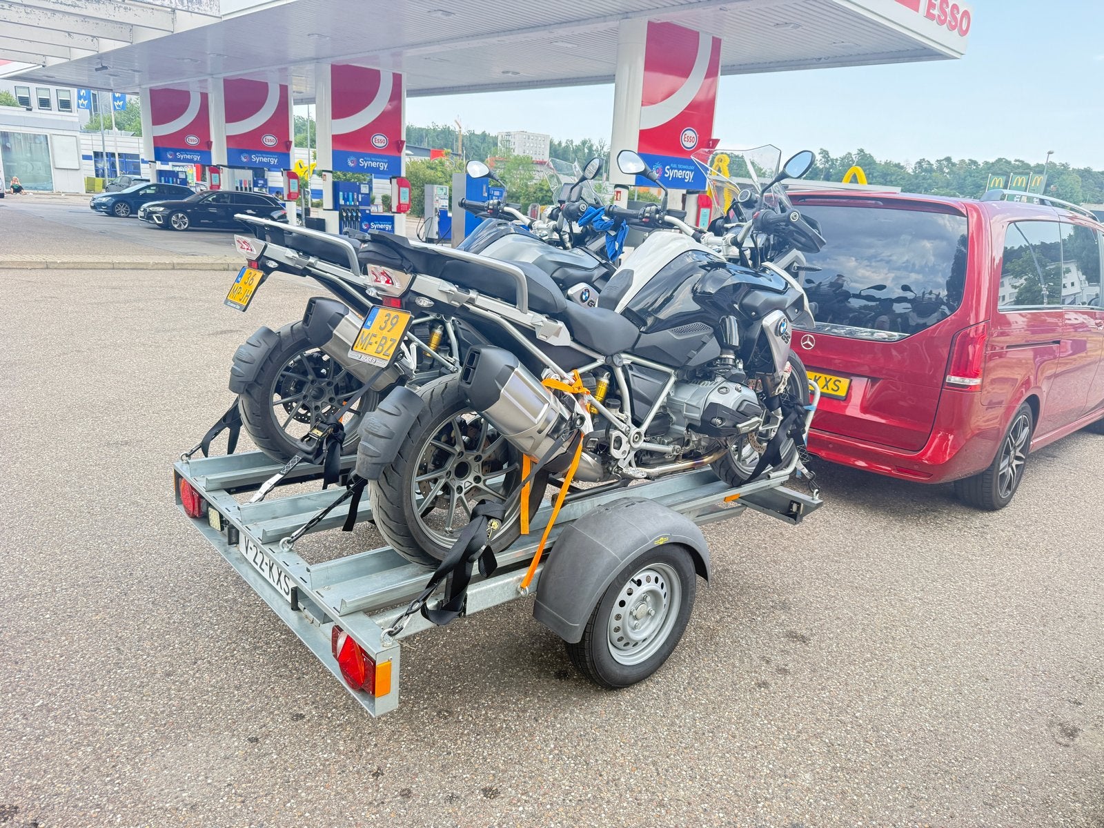 Humbaur motortrailer voor 3 motoren - Zo goed als nieuw, Ophalen, Zo goed als nieuw