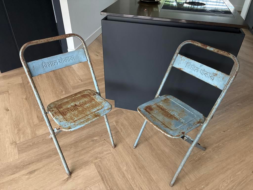 Vintage industriële indiase metalen klapstoelen (2 stuks), Ophalen