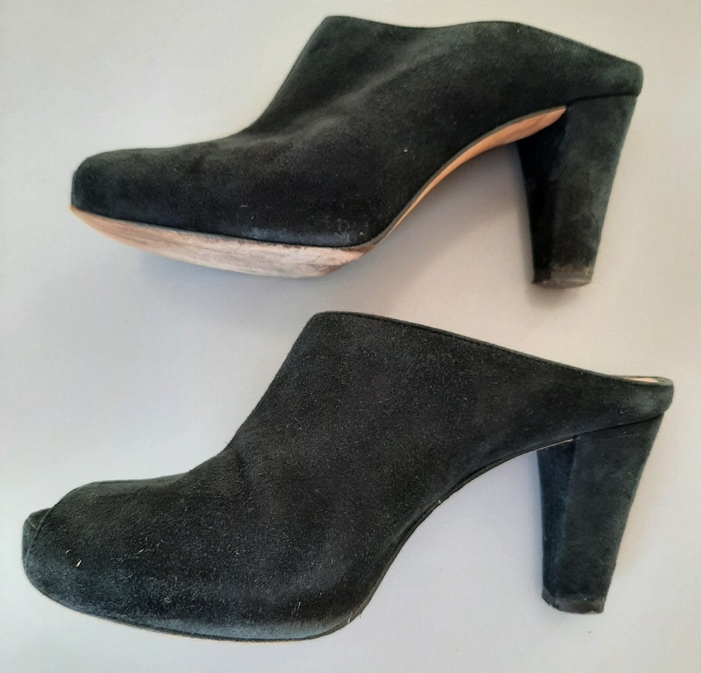 Zwart suede muiltjes van Unisa maat 38, Ophalen, Zwart, Sandalen of Muiltjes, Zo goed als nieuw