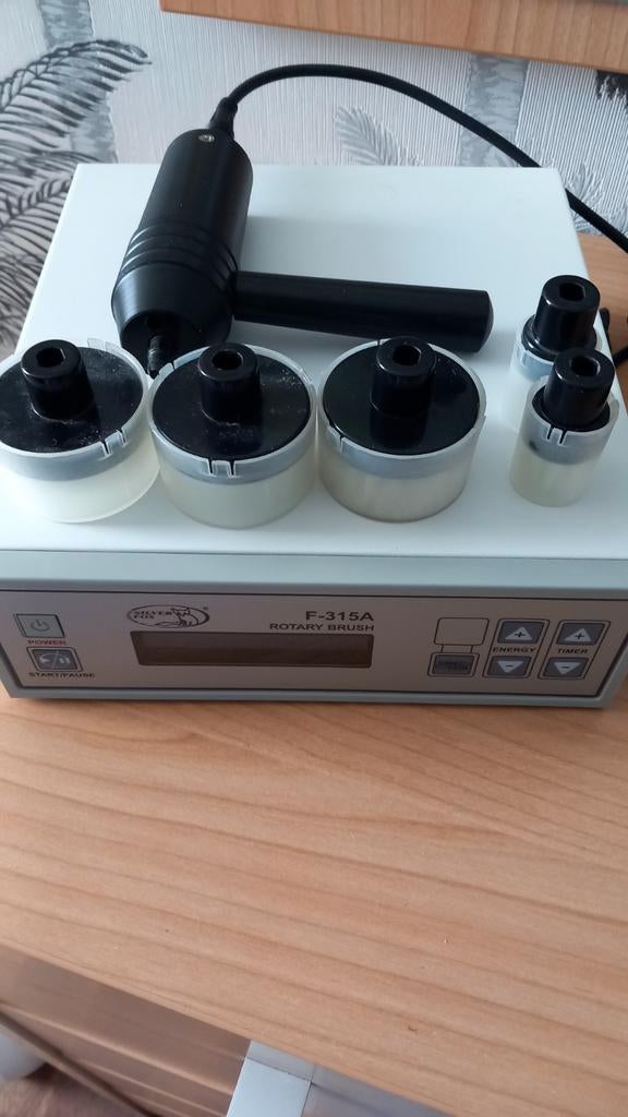F-315A Rotary Brush Gezichtsreinigingsapparaat, Ophalen of Verzenden