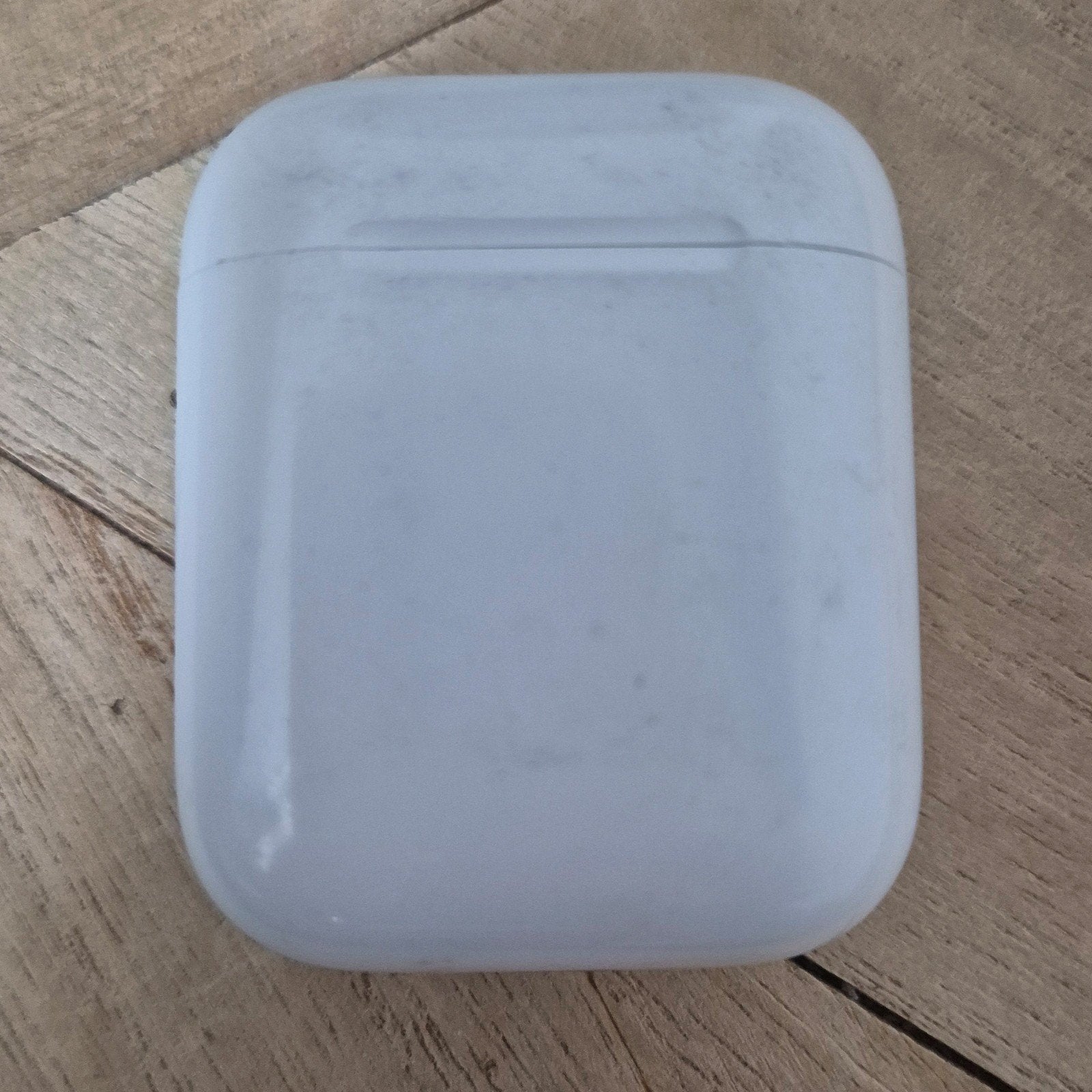 Defecte Apple AirPods met oplaadcase, Ophalen of Verzenden, Niet werkend, Koptelefoon