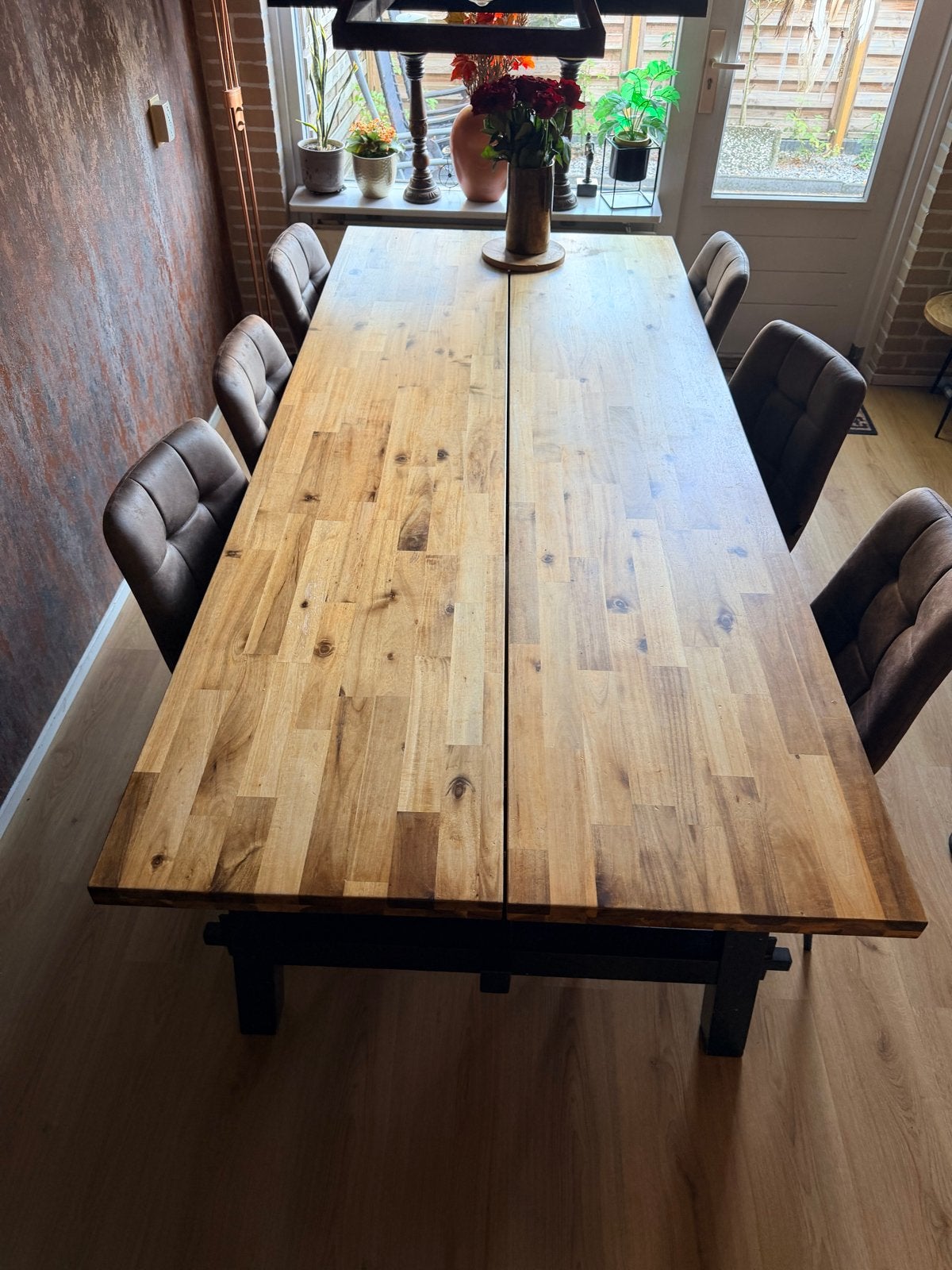 Robuuste eettafel van massief hout, Gebruikt, 200 cm of meer, Vijf personen of meer, Rechthoekig
