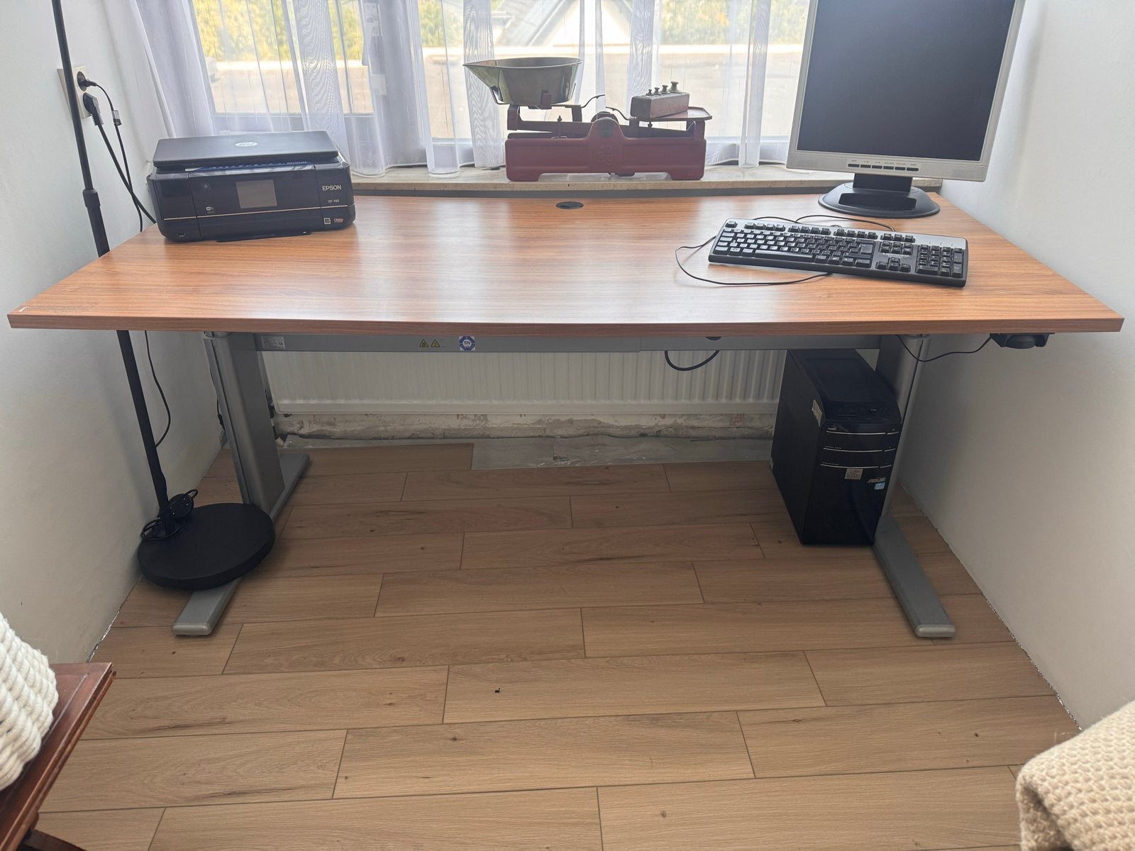 Electronisch zit sta bureau - 80x180 cm, Ophalen, Zit-sta bureau, Elektrisch, Gebruikt