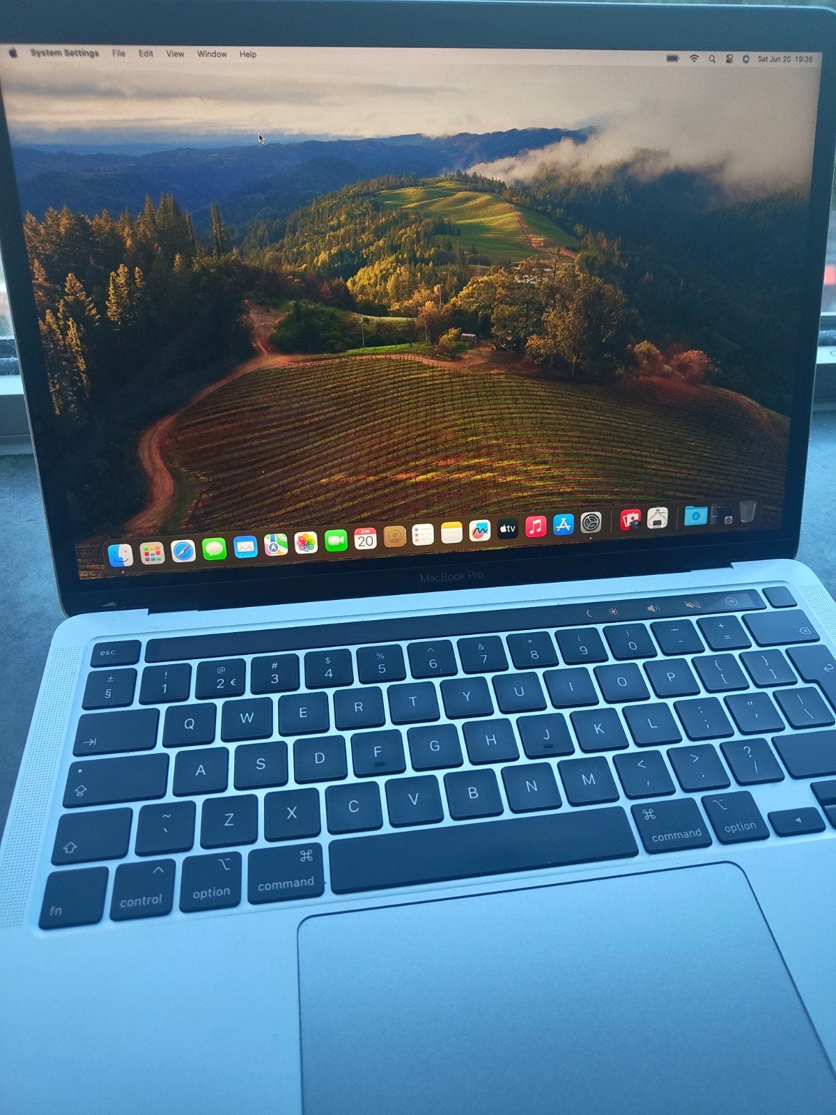 MacBook Pro 2020 500gb - No charger, MacBook Pro, 2 tot 3 Ghz, 13 inch, Ophalen of Verzenden
