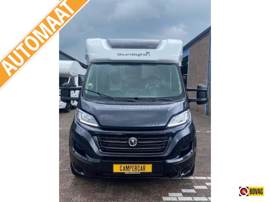 Sunlight T 68 XV 160PK 9traps Automaat Nieuwstaat ! 22700 KM, Automaat, Sunlight, Ringverwarming, Fiat