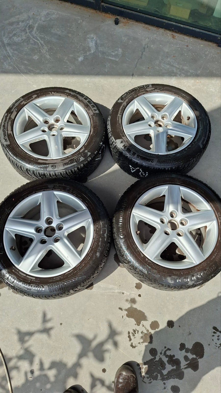 Audi A4 B6 Velgen met Continental Winterbanden 205/55 R16, Auto-onderdelen, Gebruikt, 16 inch, Banden en Velgen, Personenwagen