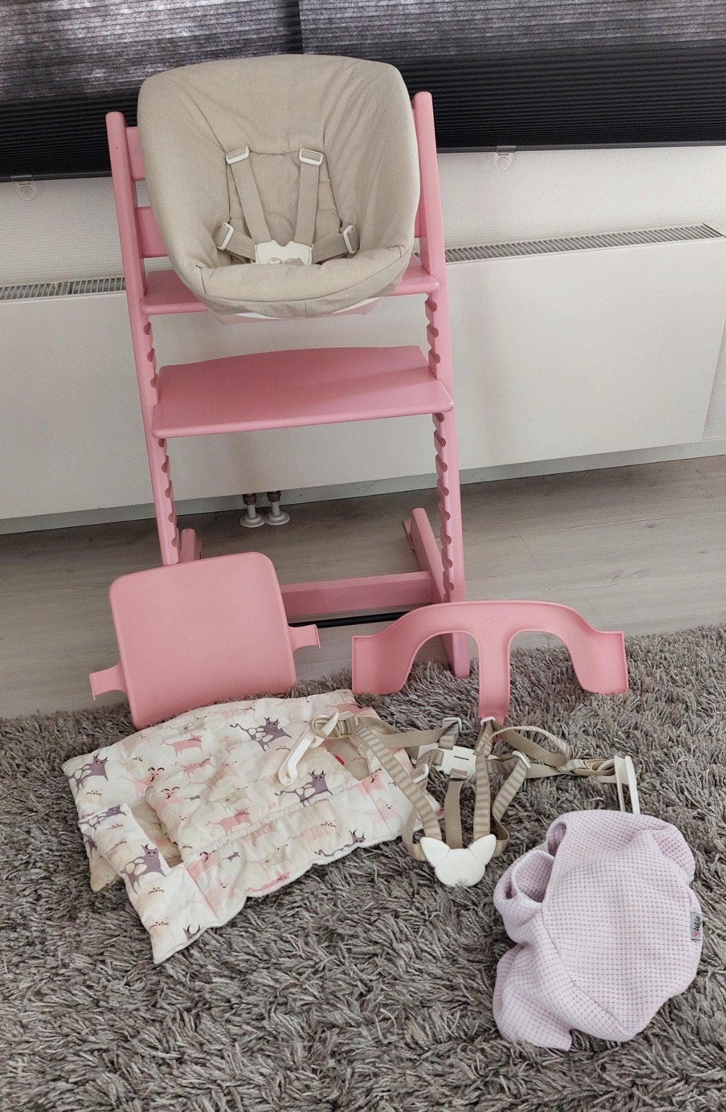 Zeer compleet! Tripp Trapp, newborn, babyset, tuigje,kussens, Ophalen, Gebruikt