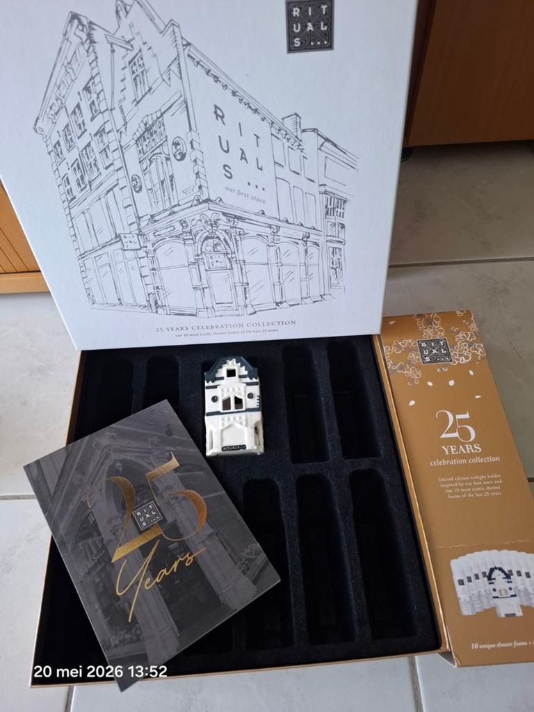 RITUALS 25 JAAR JUBILEUM HUISJE LIMITED EDITION + GEDENKBOEK, Ophalen of Verzenden, Nieuw