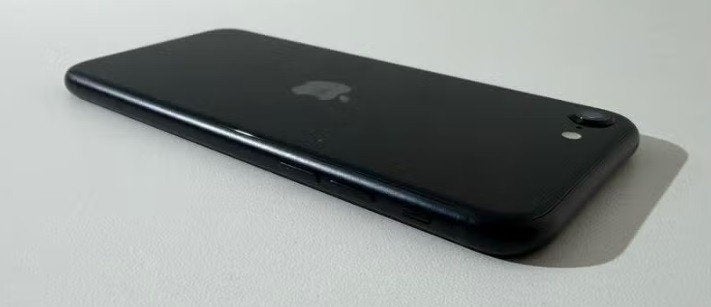 Foto 2 van Iphone SE 3 (2022) Refurbished 128GB, zwart Midnight
