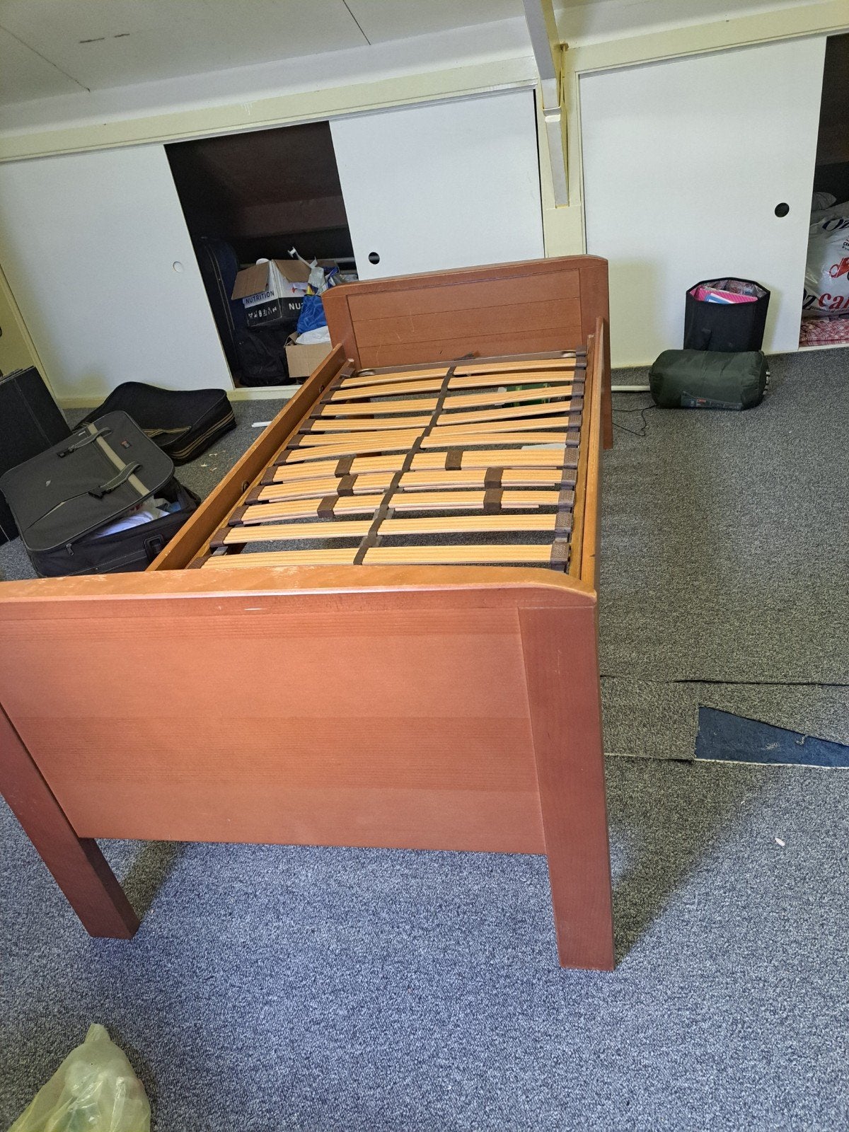 gebruiket bed met metraas 200×90 cm, Ophalen, Gebruikt, 90 cm, Eenpersoons