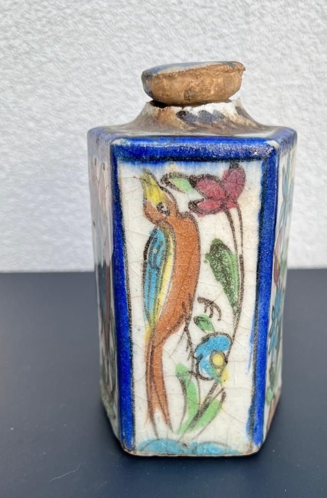 19e-eeuwse Perzische Qajar Flacon – Vijfhoekig Aardewerk, Ophalen of Verzenden