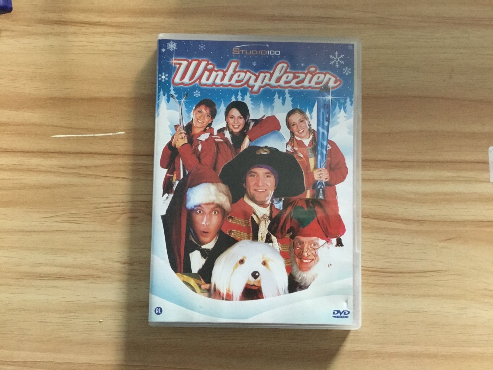 Dvd studio 100 winterplezier, Cd's en Dvd's, Dvd's | Kinderen en Jeugd, Alle leeftijden, Ophalen of Verzenden, Zo goed als nieuw