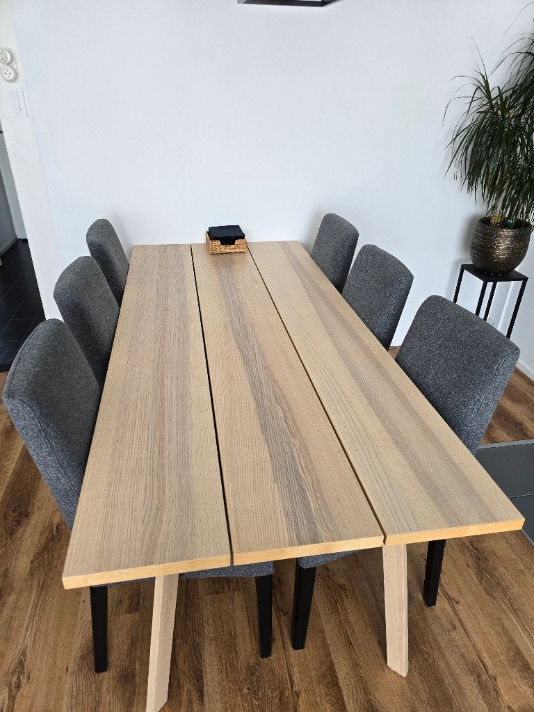 ZGAN IKEA YPPERLIG Eettafel 200x90 cm + 6 BERGMUND Stoelen, Huis en Inrichting, Tafels | Eettafels, Ophalen, Tijdloos Scandinavisch