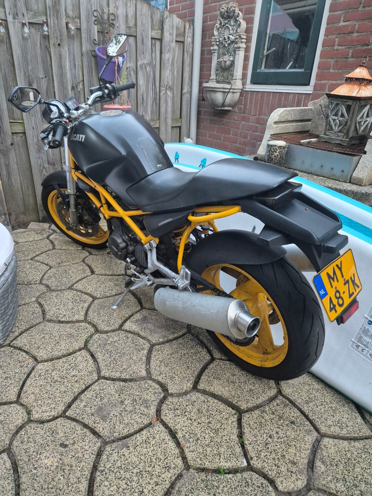 Ducati monster dark 600, Motoren, Motoren | Ducati, Gebruikt, Particulier, 600 cc, Naked bike