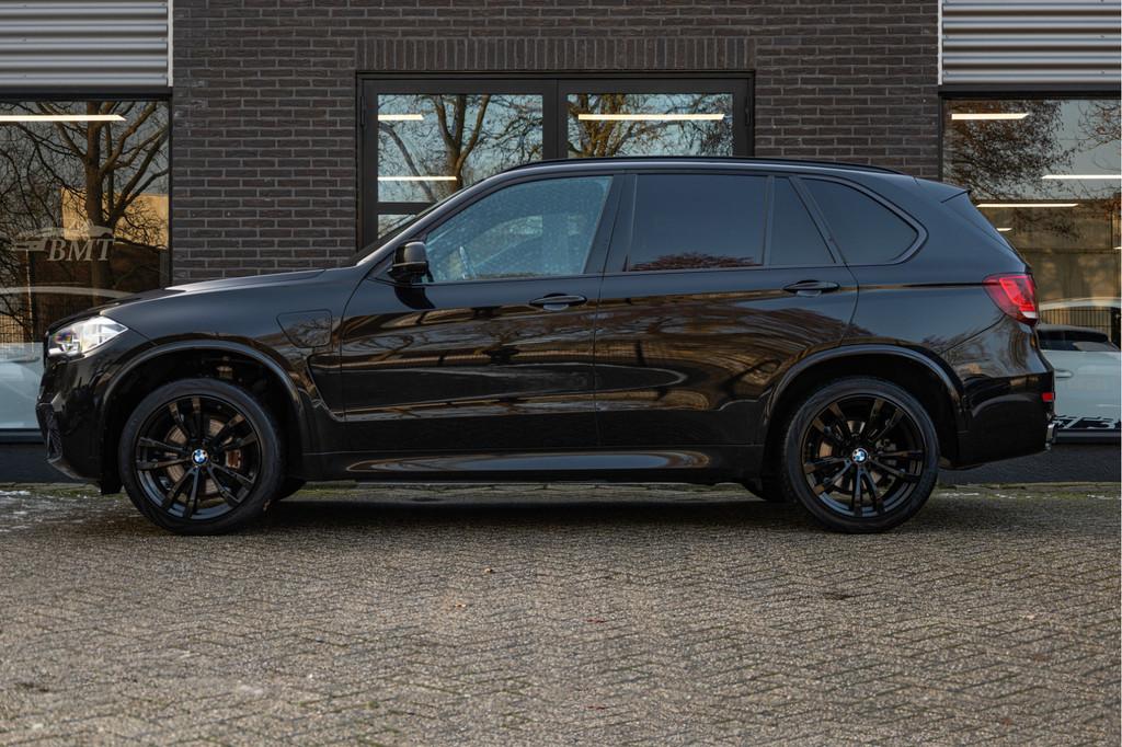 BMW X5 F15 xDrive40e High Executive M Sport / Vol / NAP/ Pan, Gebruikt, 4 cilinders, Met garantie (alle), Zwart