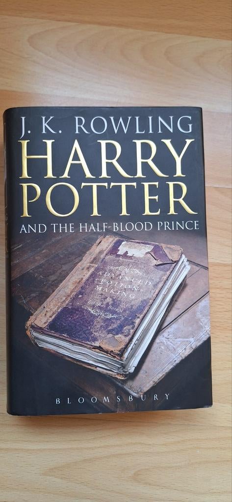 J.K.Rowlings , Harry Potter and ..., Verzamelen, Verzenden, Zo goed als nieuw, Boek of Poster