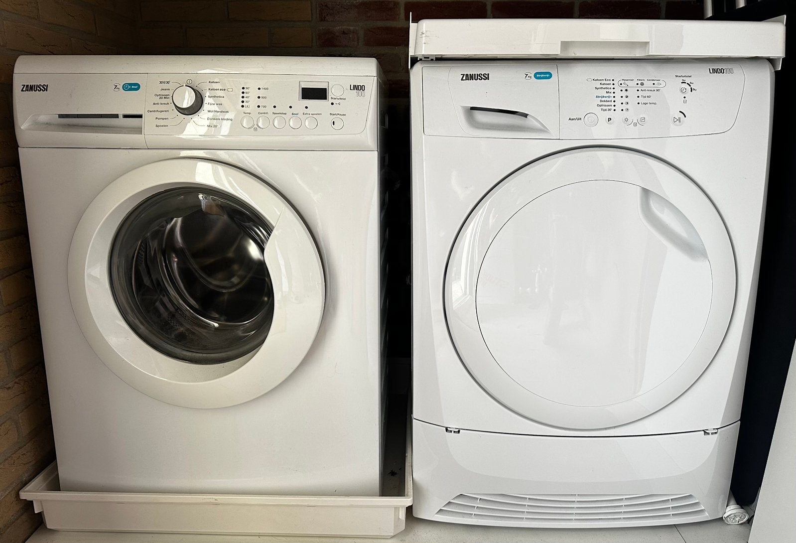 Zanussi Set Wasmachine + Droger incl. uitschuifbaar werkblad, Ophalen, 6 tot 8 kg, Gebruikt, Voorlader