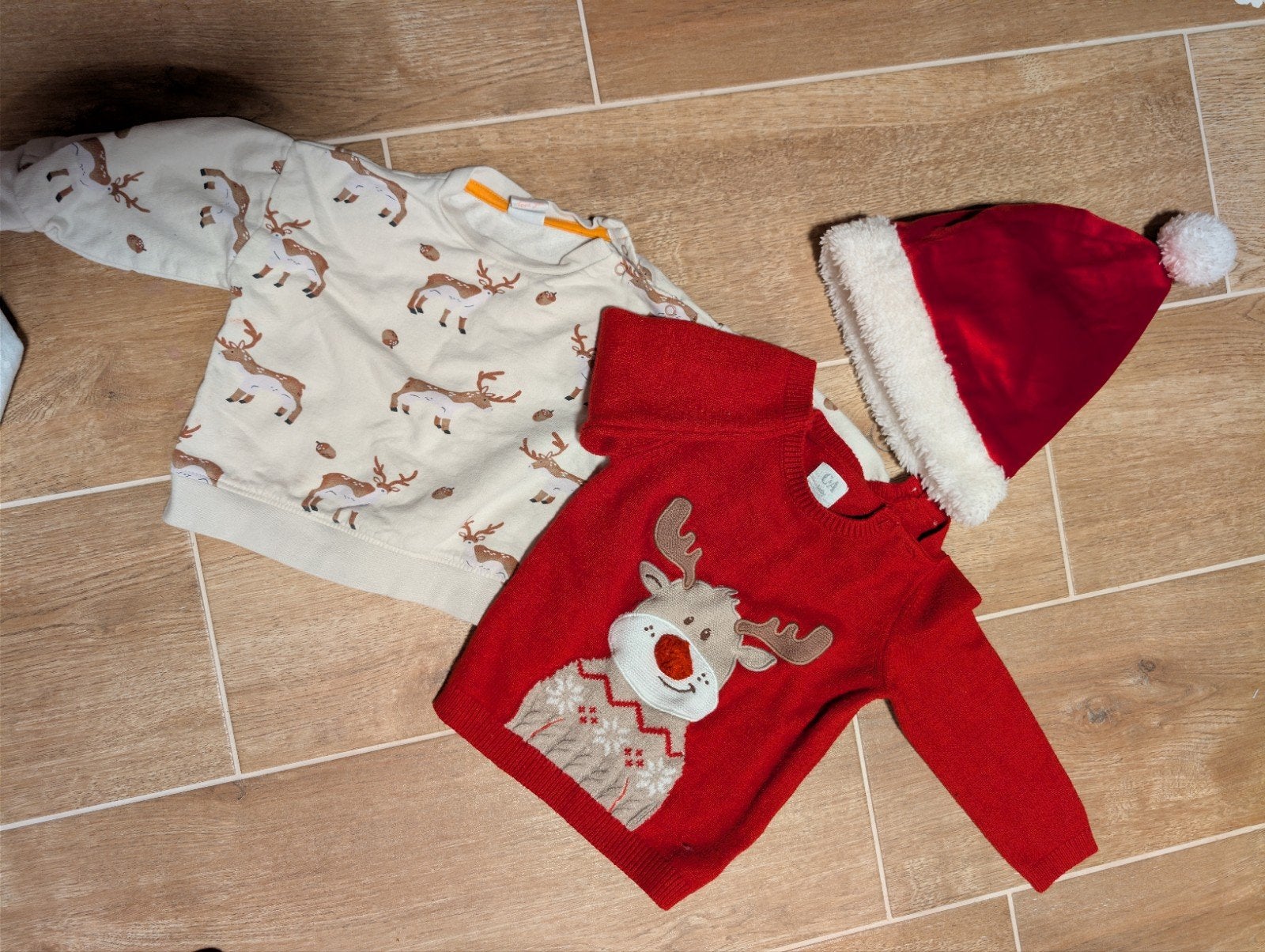 2 Kersttruien + zachte kerstmuts maat 80 - zeer goede staat, Ophalen of Verzenden, Gebruikt, Hema, C&A, Jongetje of Meisje