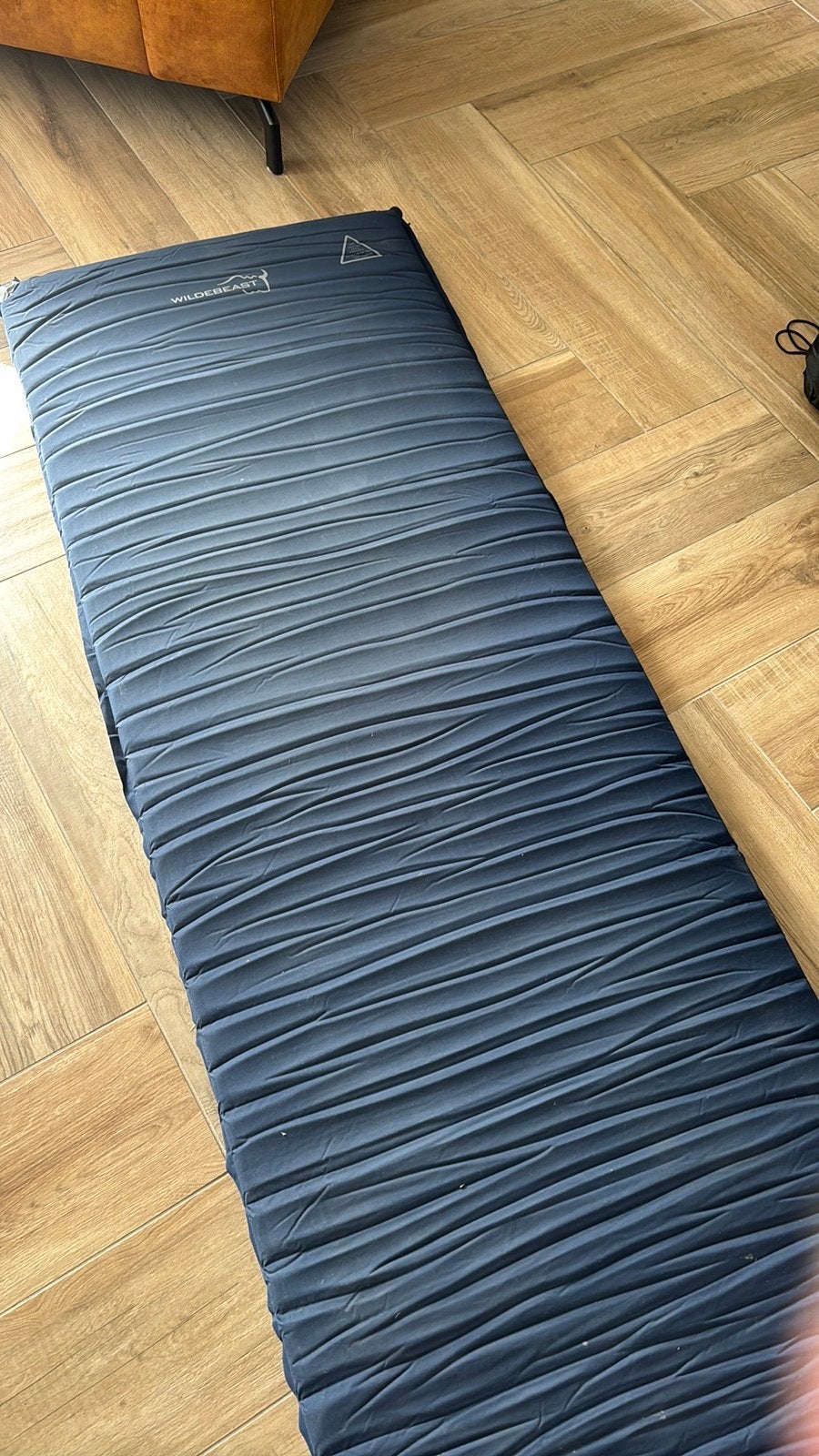 2x wildebeast self inflating slaapmat, Ophalen of Verzenden