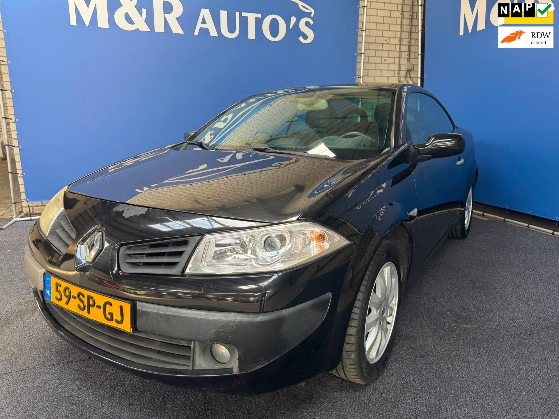 Renault Mégane Coupé-Cabriolet 1.6-16V Tech Line Nieuwe ap, Auto's, Voorwielaandrijving, Gebruikt, 1295 kg, 4 cilinders