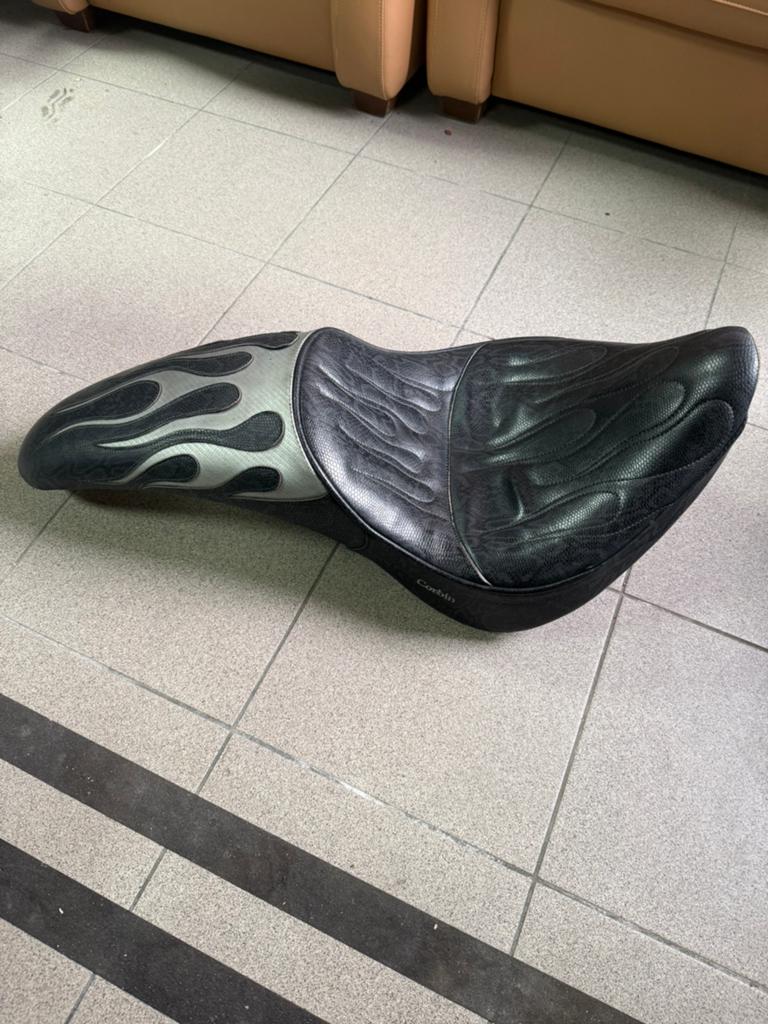 Corbin zadel Yamaha 650 drag star, Motoren, Onderdelen | Yamaha, Ophalen of Verzenden, Gebruikt