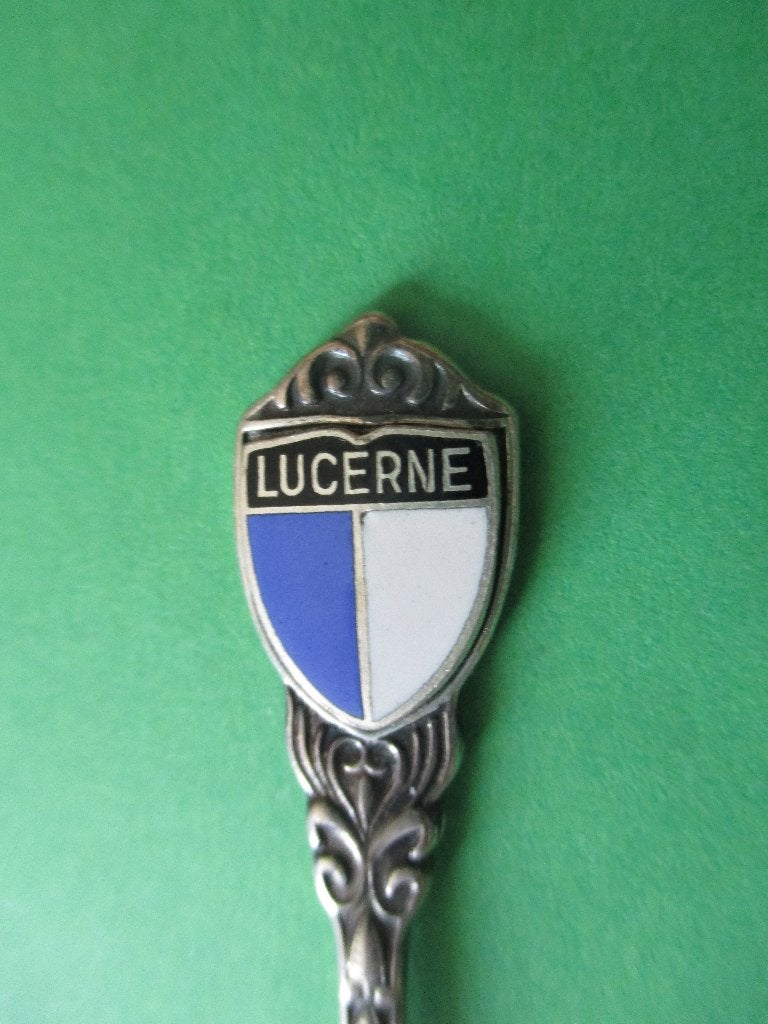 Lepeltje Lucerne Zwitserland, Verzenden, Zo goed als nieuw